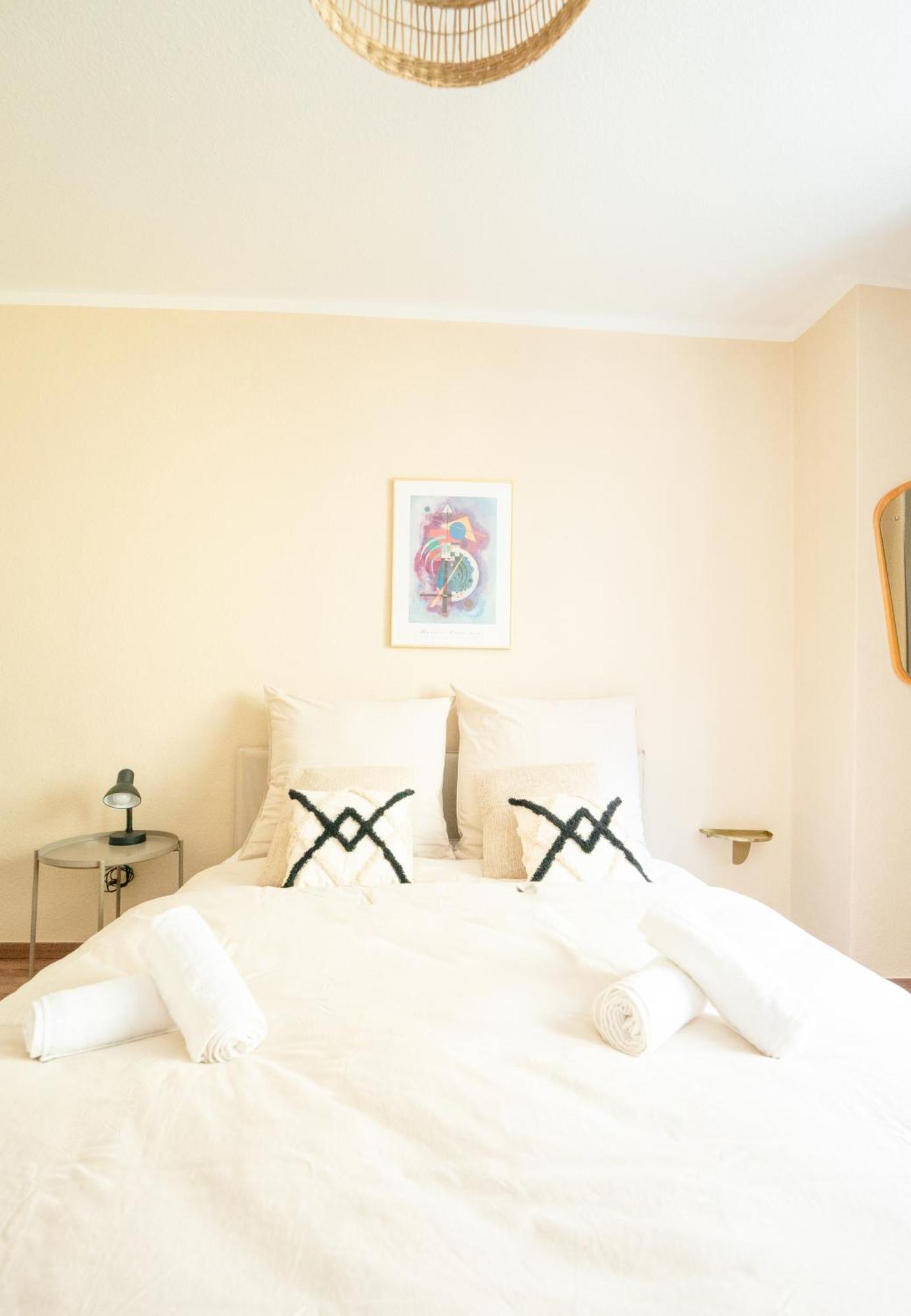 -Super Zentrales Zimmer- Direkt An Der Lutter! Bielefeld Buitenkant foto