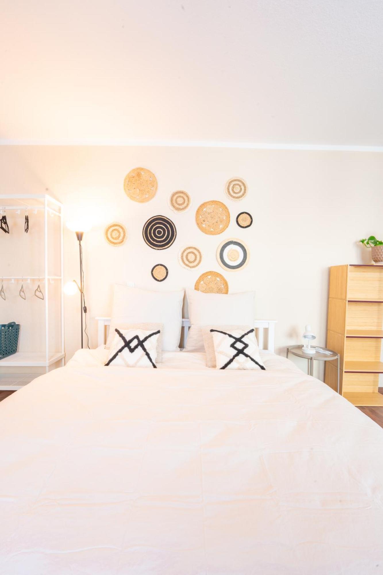 -Super Zentrales Zimmer- Direkt An Der Lutter! Bielefeld Buitenkant foto